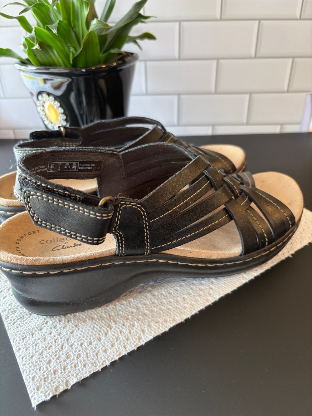 Clarks Black Strappy Comfort Sandals